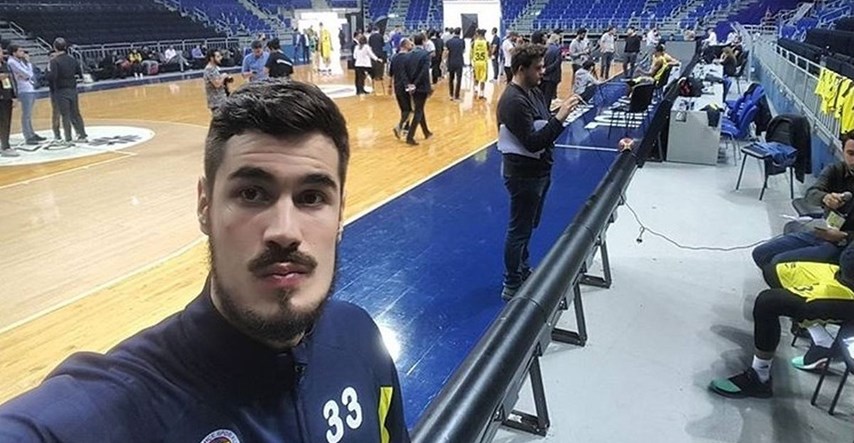 Srpskim sportašima izašle 18+ snimke, Nikola Kalinić ubio šalom na svoj račun