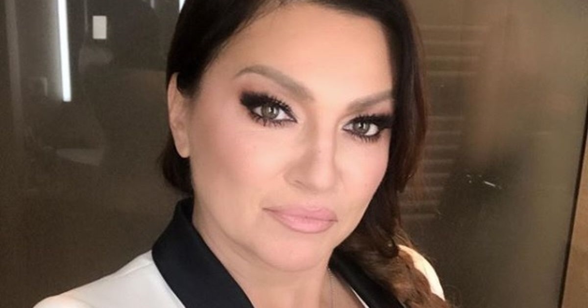Nina Badrić pokazala dubok dekolte: "Jako ženstvena"