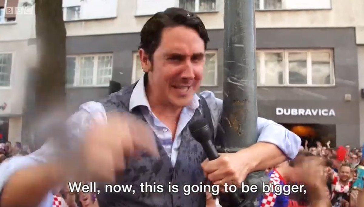 BBC-jevog reportera na dočeku Vatrenih okupali pivom: "Kao da su osvojili prvenstvo"