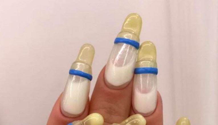 Svi pričaju o noktima u obliku bočice u kojima se nalazi mlijeko: “Odvratno"