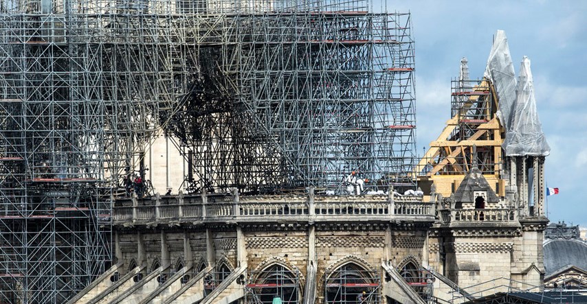 Voditelj radova na Notre-Dameu: Svod bi se još uvijek mogao potpuno urušiti