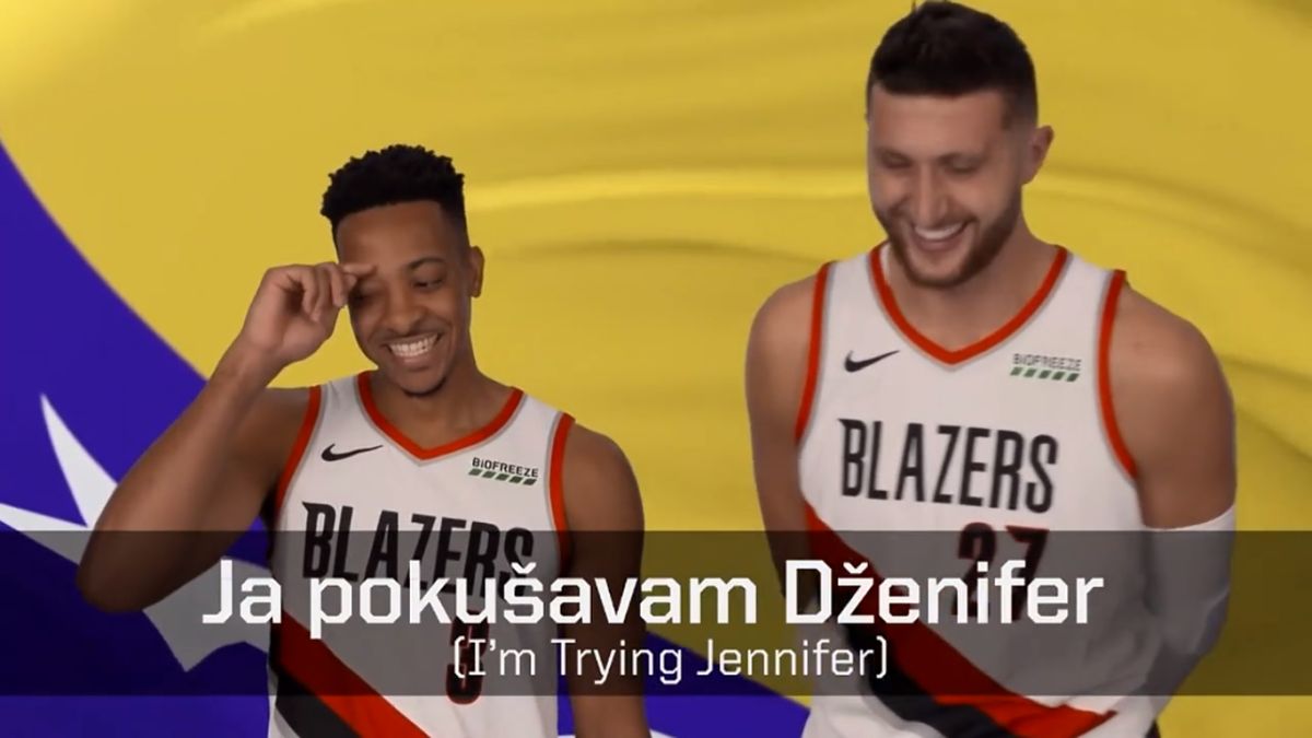Pogledajte kako Nurkić uči suigrače bosanski