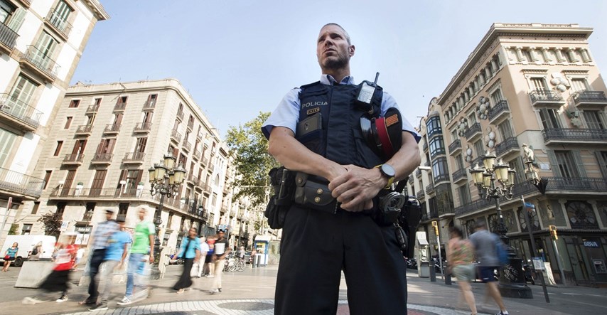 Napad nožem na policajca u Kataloniji je teroristički napad