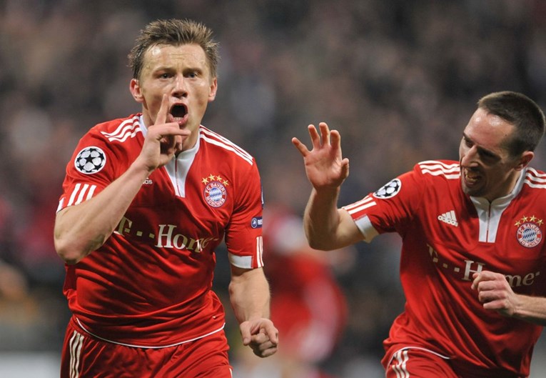 Bayern se prisjetio legendarnog Olićevog gola, ovako je srušio United