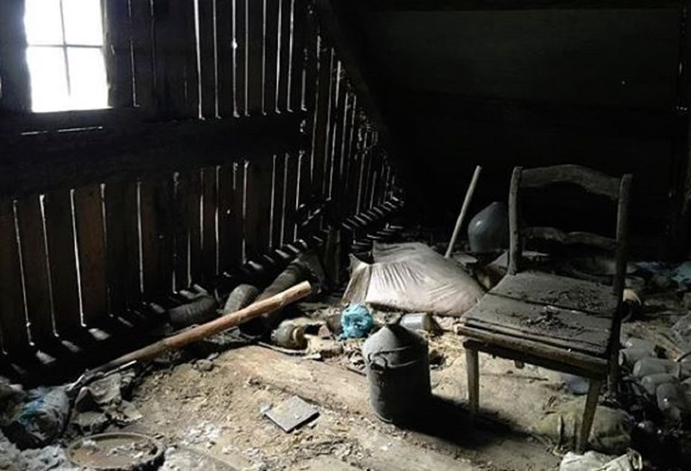 Kopali po starom tavanu i pronašli blago vrijedno milijune