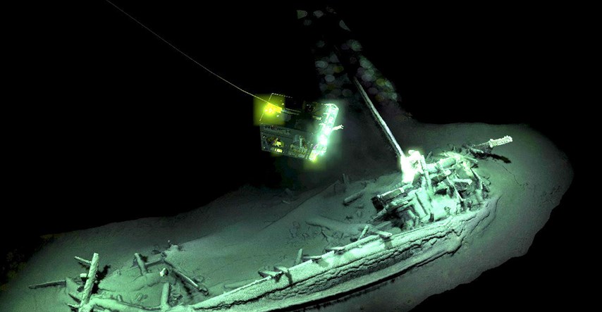 Na dnu Crnog mora pronađena najstarija olupina grčkog broda