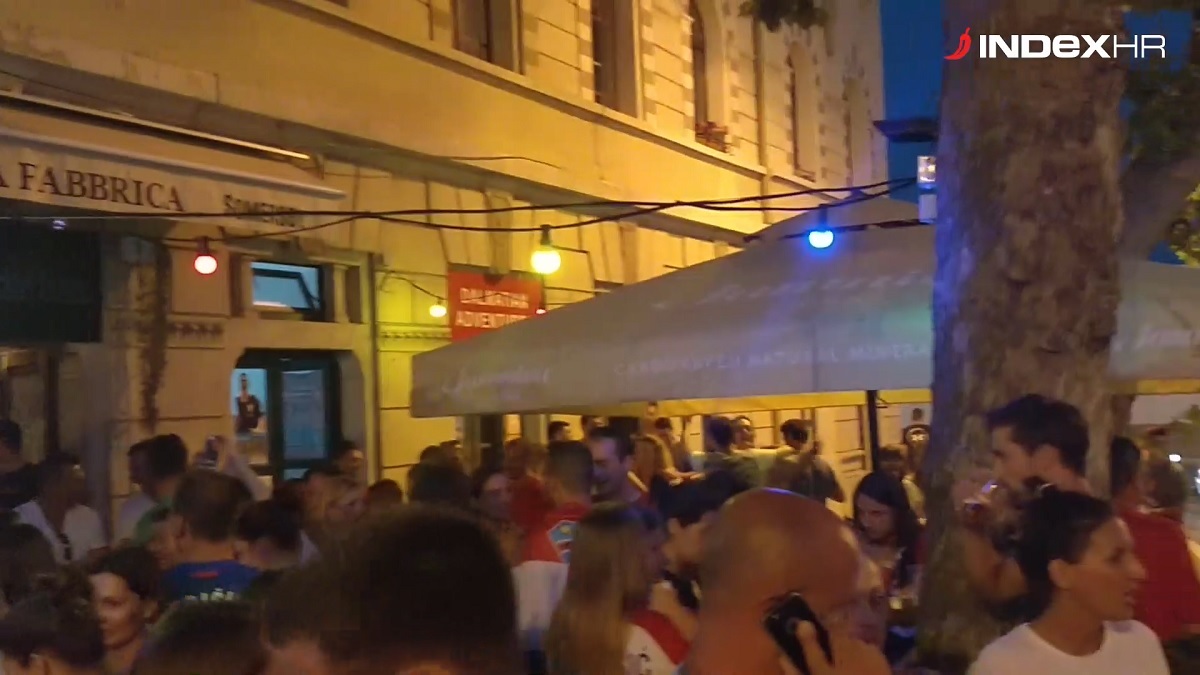 Nestvarne scene iz Omiša: Cijeli grad slavio srebro i Perišića