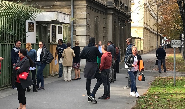 Dojava o bombi na sudu u Zagrebu, zgrada ispražnjena