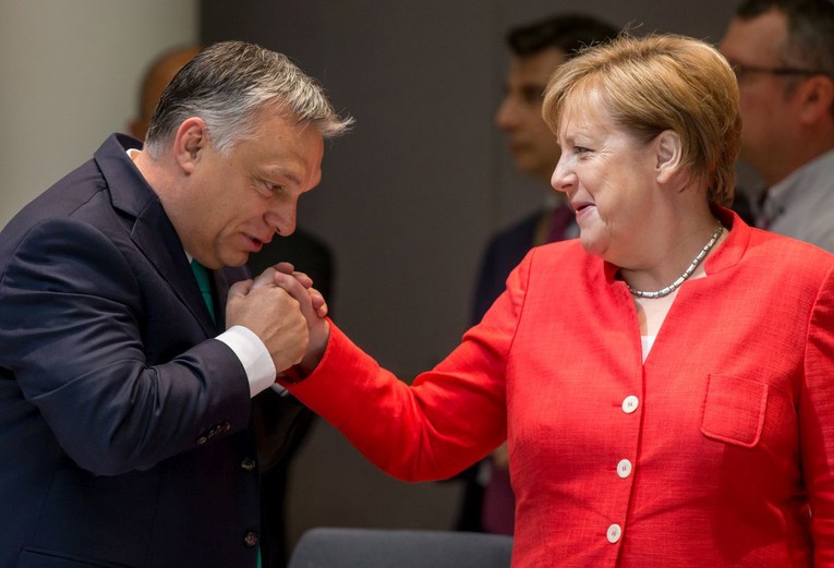 Orban popušta, spreman je na dogovor o migrantima s Njemačkom