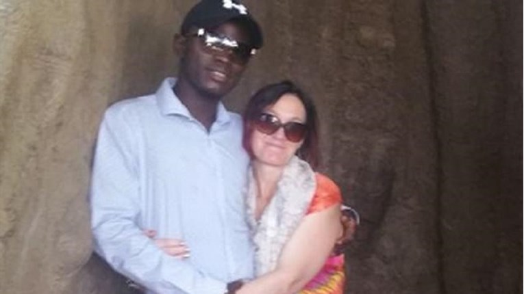 Majka devetero djece pobjegla s Afrikancem kojeg je upoznala na Facebooku