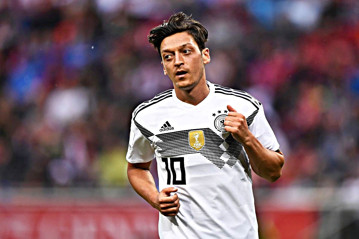 Mesut Özil upitan za nastup na Svjetskom prvenstvu u Rusiji