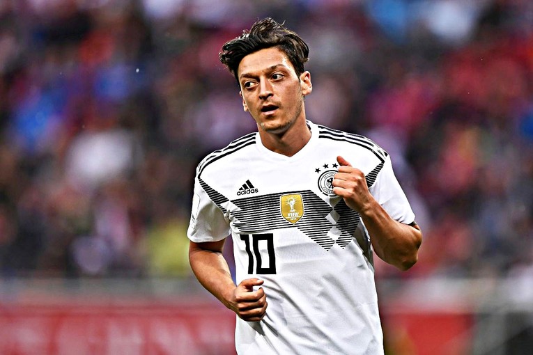 Mesut Özil upitan za nastup na Svjetskom prvenstvu u Rusiji