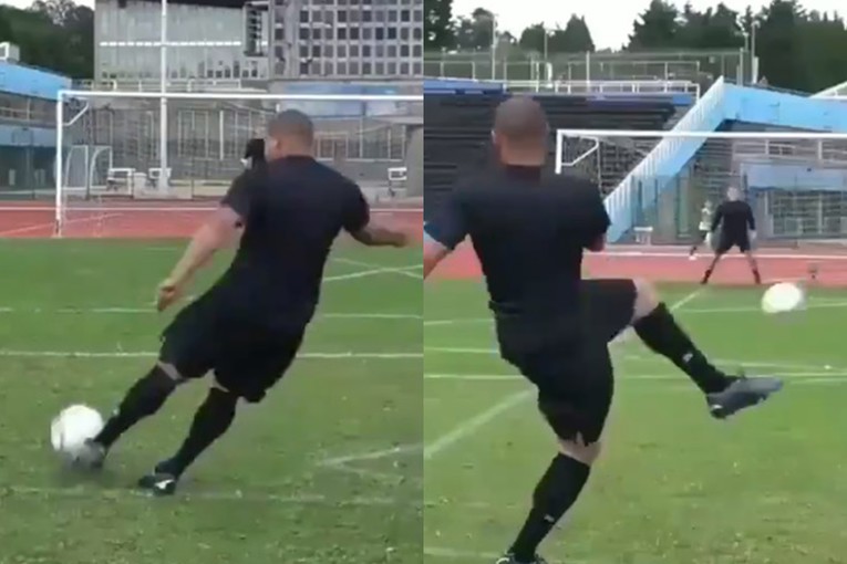 Čovjek koji je zabio najluđi gol ikad i s 45 godina projektilima para mreže