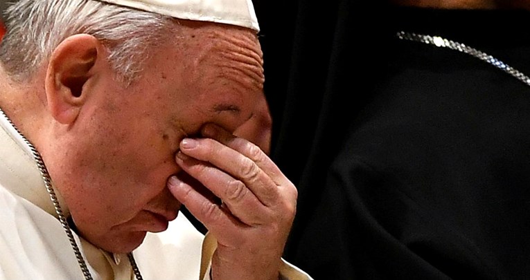 Papa Franjo: Crkva mora priznati mušku dominaciju i seksističko nasilje