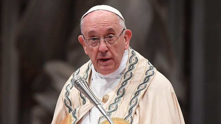 Papa imenovao 14 novih kardinala i upozorio ih na "dvorske spletke"