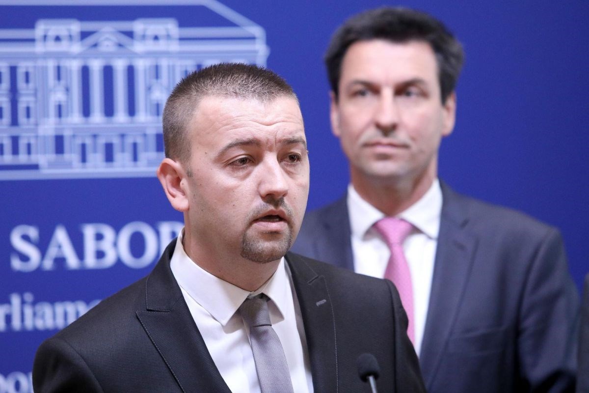 Penavin zamjenik prozvao SDSS-ovca: "Osobno je bio na Ovčari"