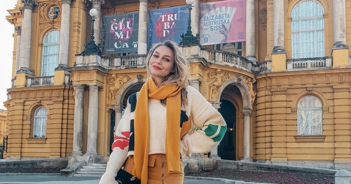 Zima joj ne može ništa: Sonja Kovač pokazala gole noge u uskoj minici