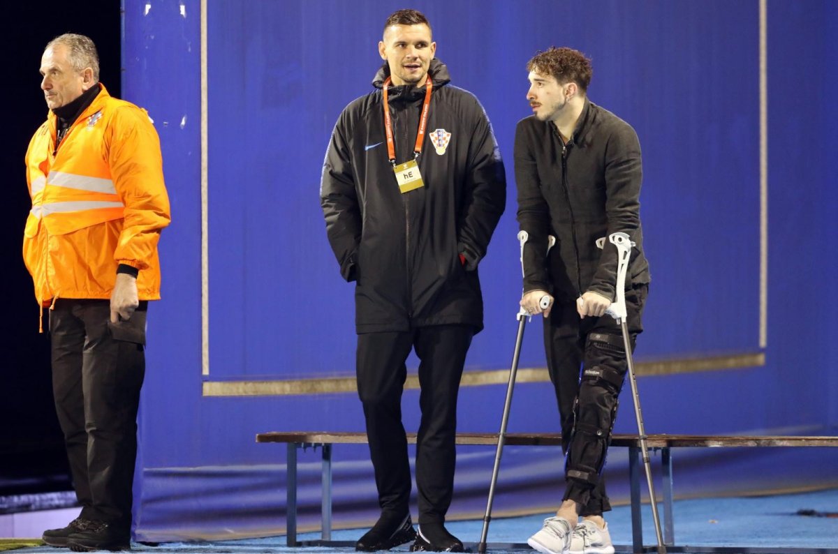 Vrsaljko na štakama navijao na Maksimiru