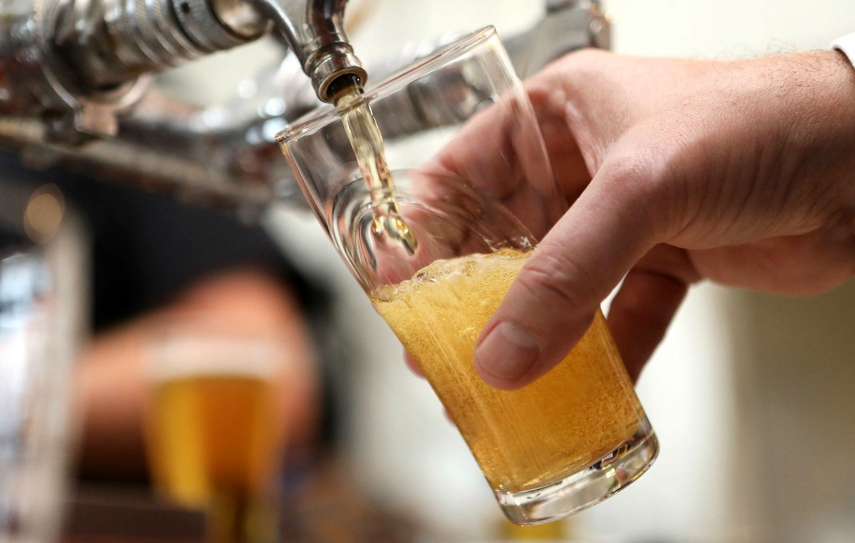 Tinejdžeri koji puše i piju alkohol skloniji su krvožilnim bolestima