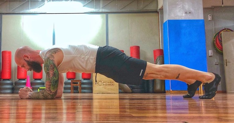Fitness stručnjak tvrdi da plank ne biste trebali držati duže od deset sekundi