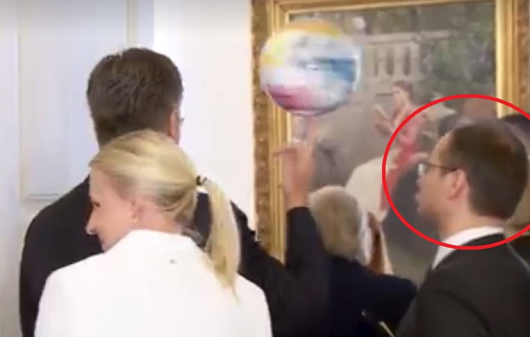 Plenković zavrtio loptu na prstu, ona završila u glavi nevinog promatrača