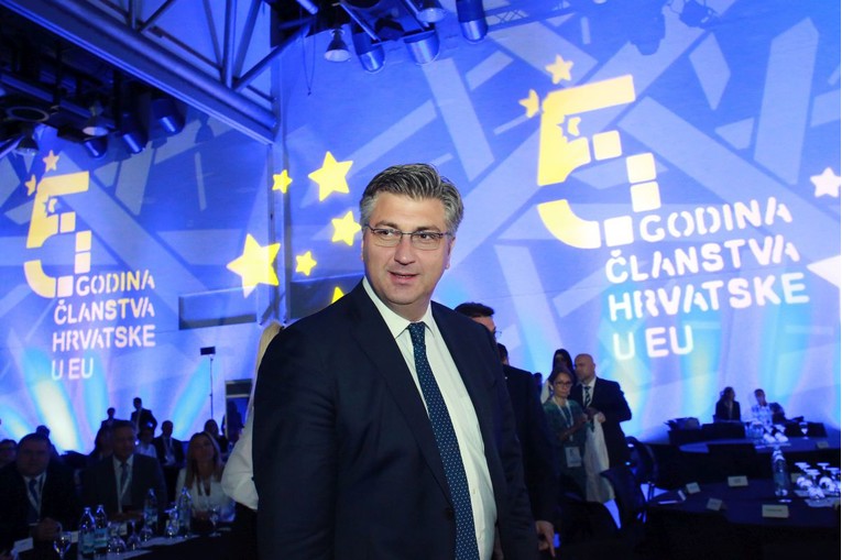 Plenković: I Austrija bi otvorila tržište rada za Hrvate da nije bilo migrantske krize