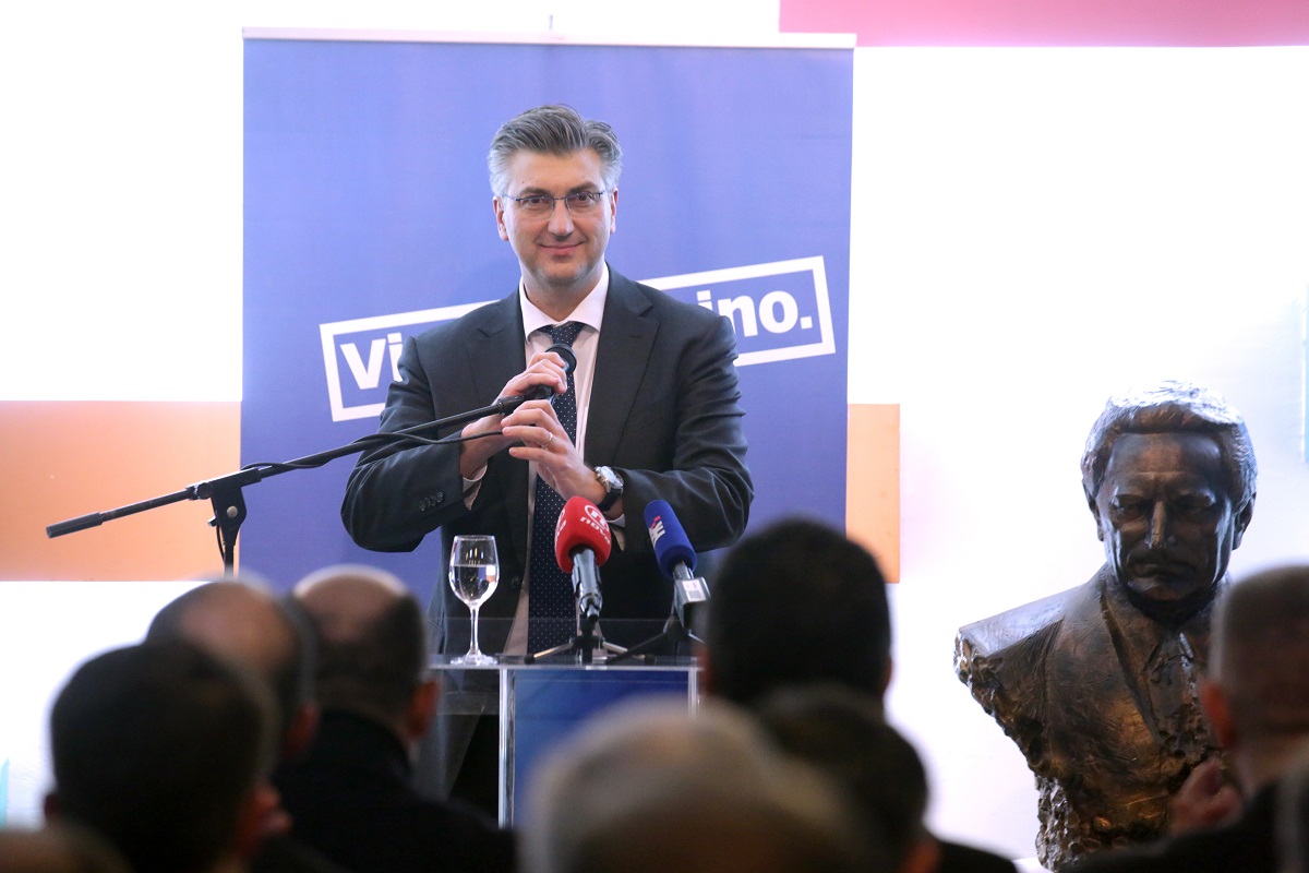 Plenković napao krajnju desnicu