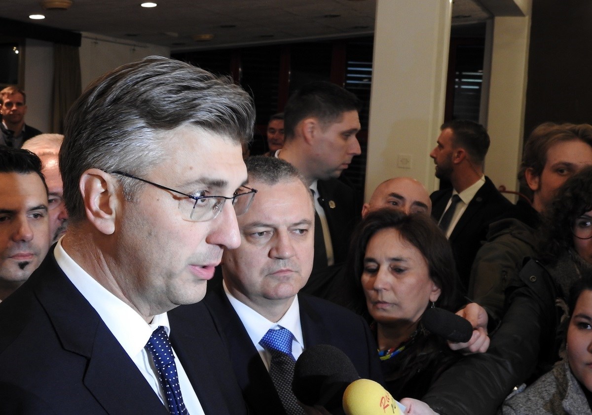Plenković: Ljudi će se uskoro vraćati u Hrvatsku