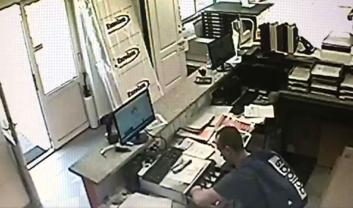 Muškarac opljačkao dućan u Sesvetama. Snimljen je, pogledajte kako je to izveo