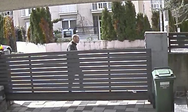 Zagrebačka policija traži ovog muškarca zbog pljačke, jeste li ga vidjeli?