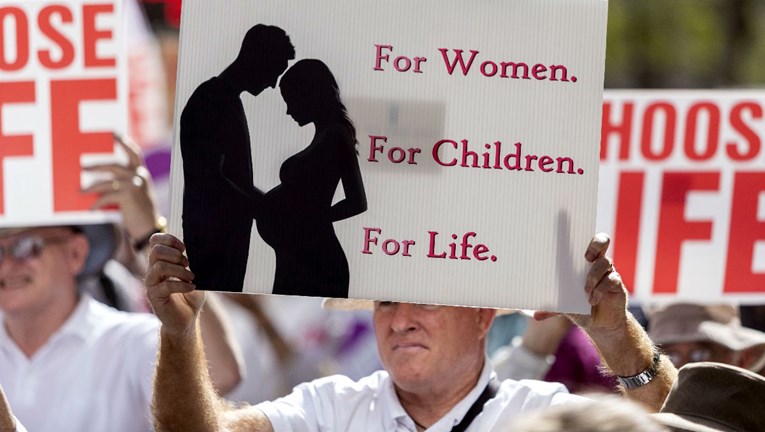 Alabama zabranjuje pobačaj, čak i nakon silovanja i incesta