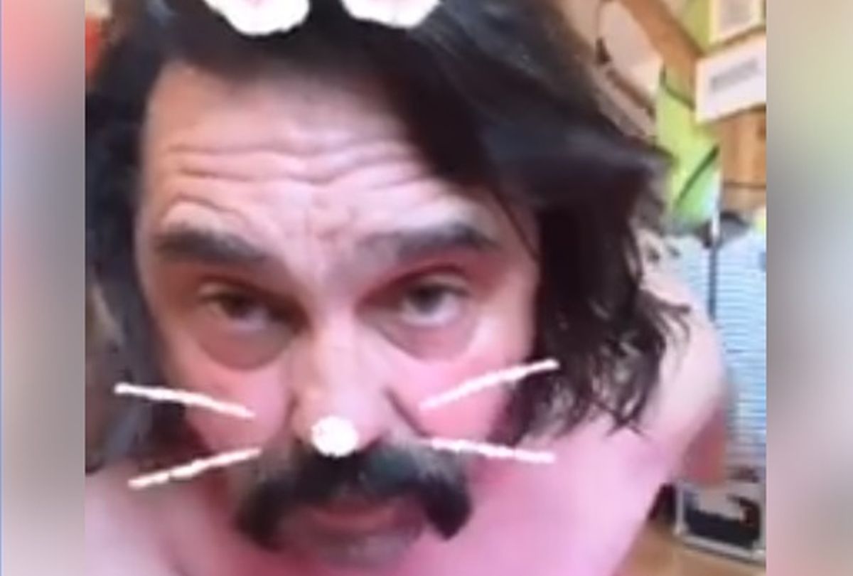 Mrle iz Leta 3 gol čestitao Uskrs, ono što radi na snimci neke zgrozilo: "Jadno"