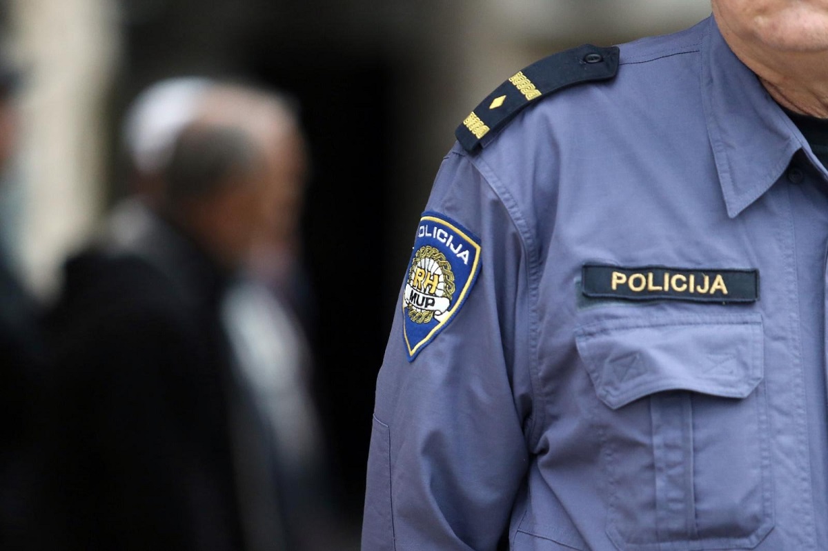 Mladić razbijenom bocom napao 23-godišnjaka na dočeku u Dugoj Resi