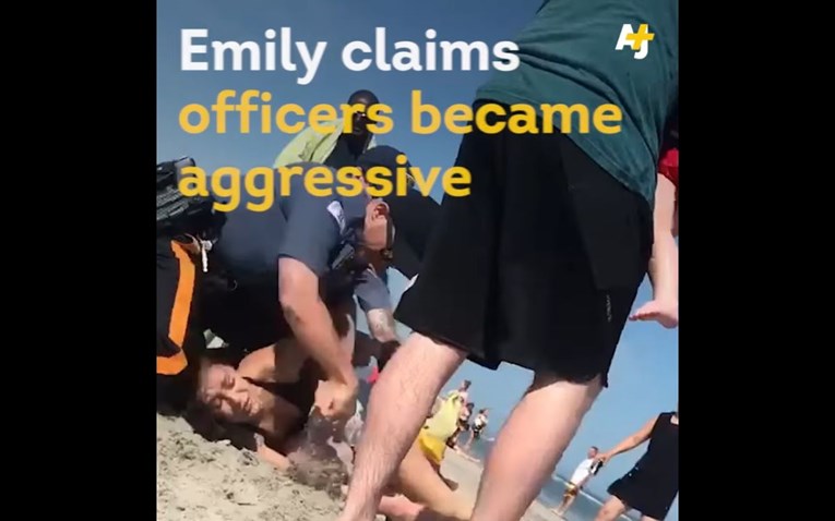 Američki policajac izudarao djevojku na plaži, objavljena snimka