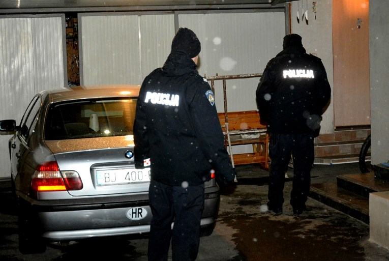 Muškarac u Bjelovaru pokušao ubiti suprugu, više puta pucao u nju
