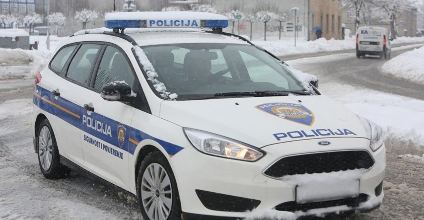 Karlovačka policija pucala na auto, objavili su detalje potjere kroz grad