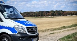 Njemačkoj policiji prijavljena nesreća, ispalo je da Hrvat pijan leži na cesti
