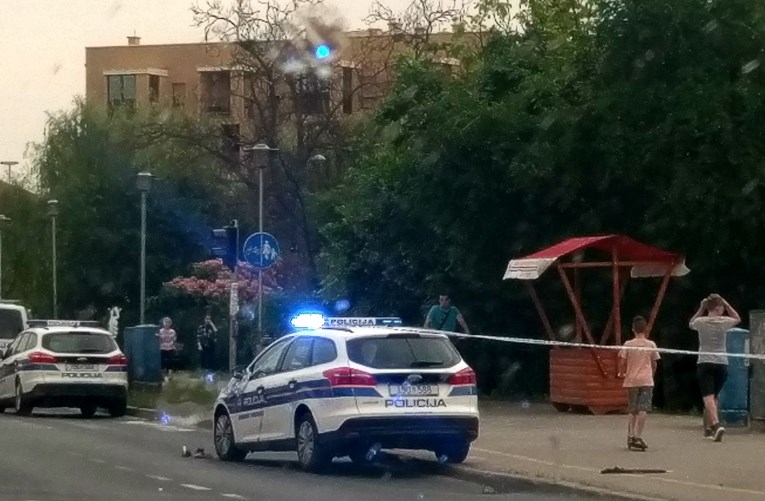 Policijski auto sudjelovao u prometnoj nesreći u Zagrebu, ozlijeđen pješak