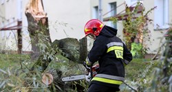 Oluja u Slovačkoj i Poljskoj čupala krovove i drveće