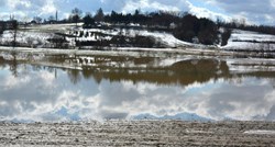 U Sloveniji naglo raste vodostaj rijeka, moguće poplave