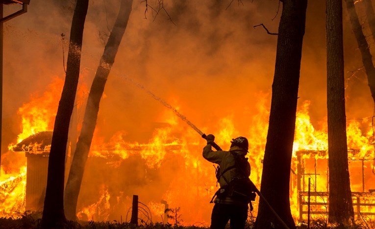 Požar u Kaliforniji pali sve pred sobom. Ovo su strašne priče preživjelih
