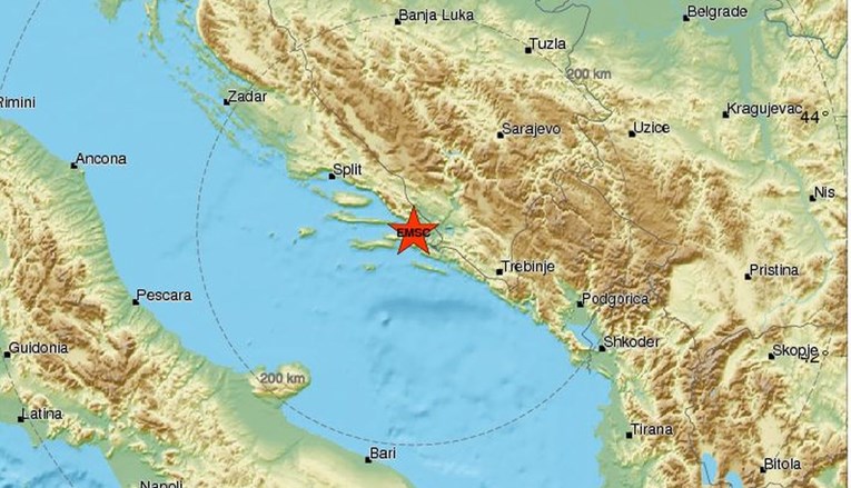 Dalmaciju zatresao potres: "Strašan osjećaj, tresla se kuća"