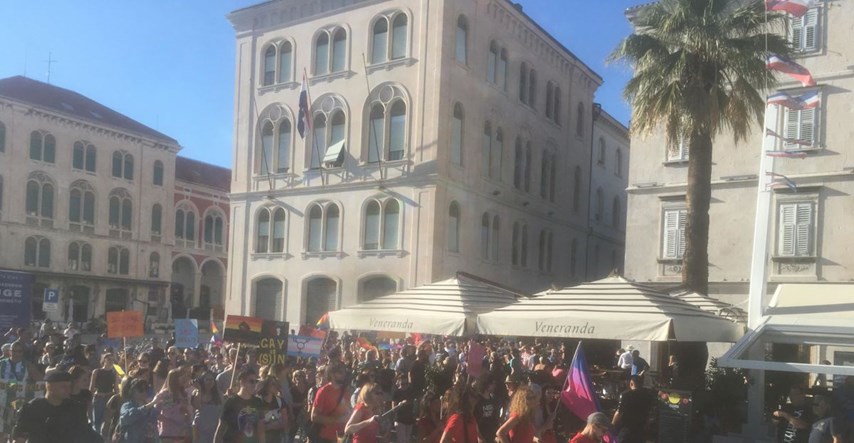 VIDEO Gotov splitski Pride: U povorci sudjelovalo više stotina ljudi, nije bilo nikakvih incidenata