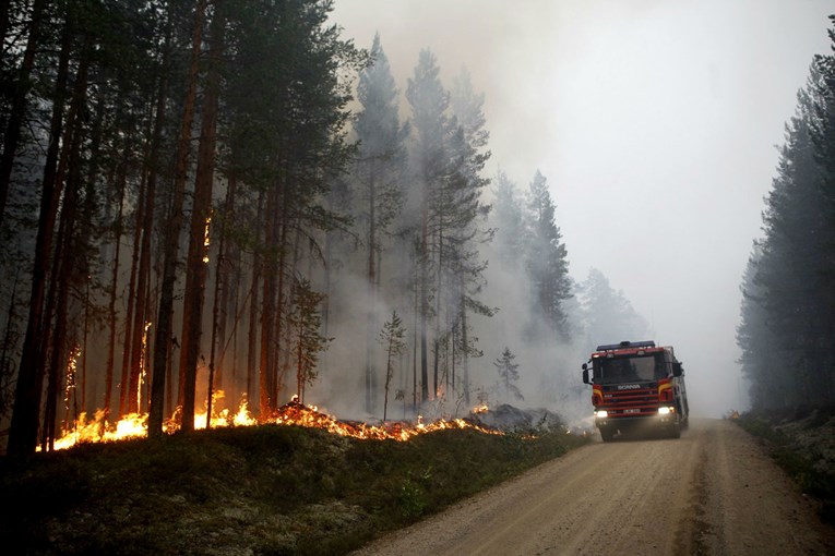 Visoke temperature zahvatile Švedsku, zemljom hara više od 40 požara