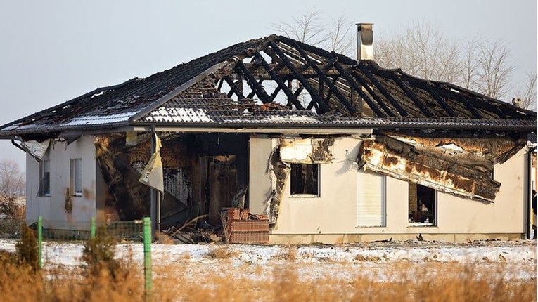 Požar im progutao novu kuću: "Uložili smo 70.000 eura, teško mi je"