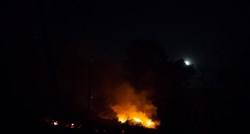 Požar kod Orebića ponovno se razbuktao, evakuirano 35 ljudi
