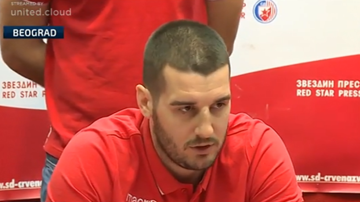 Napadnuti zvezdaš: Posjekli su me nožem, vikali su da će ubiti četnika