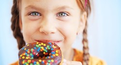 BBC: Sva djeca u Britaniji starija od 10 godina jedu previše šećera