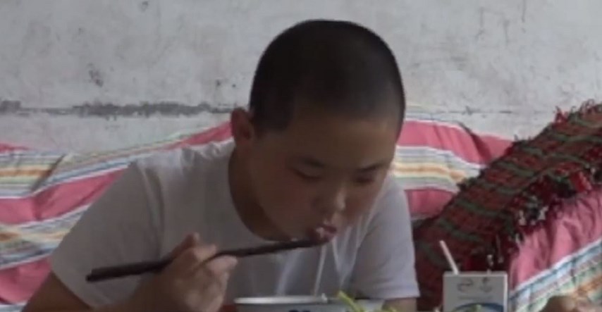 11-godišnji dječak jede pet puta dnevno, a razlog bi vam mogao slomiti srce
