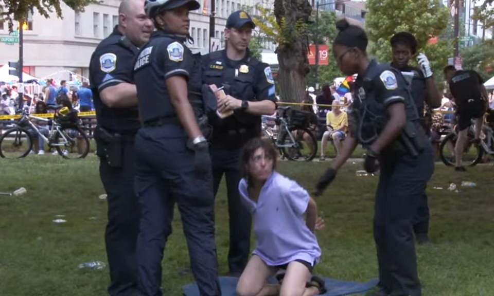 Panika na Povorci ponosa u Washingtonu, ljudi se razbježali zbog lažne pucnjave